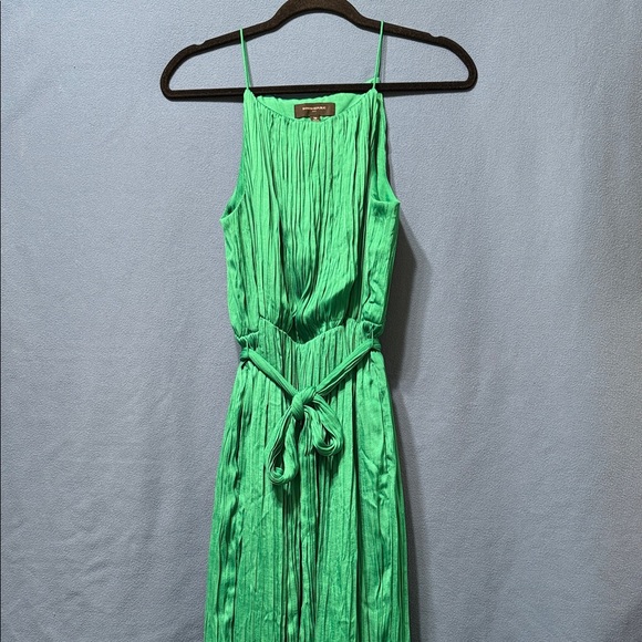 Banana Republic Vibrant Green Midi Dress with Soft Belt, Two Side Pockets  Size M